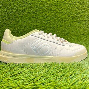 Adidas Five Ten Sleuth DLX Womens Size 9 Beige Athletic Leather Shoes Sneakers